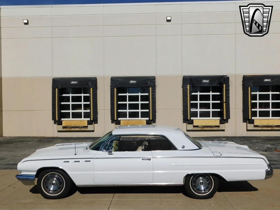 1962 Buick Wildcat - Image 3 of 12