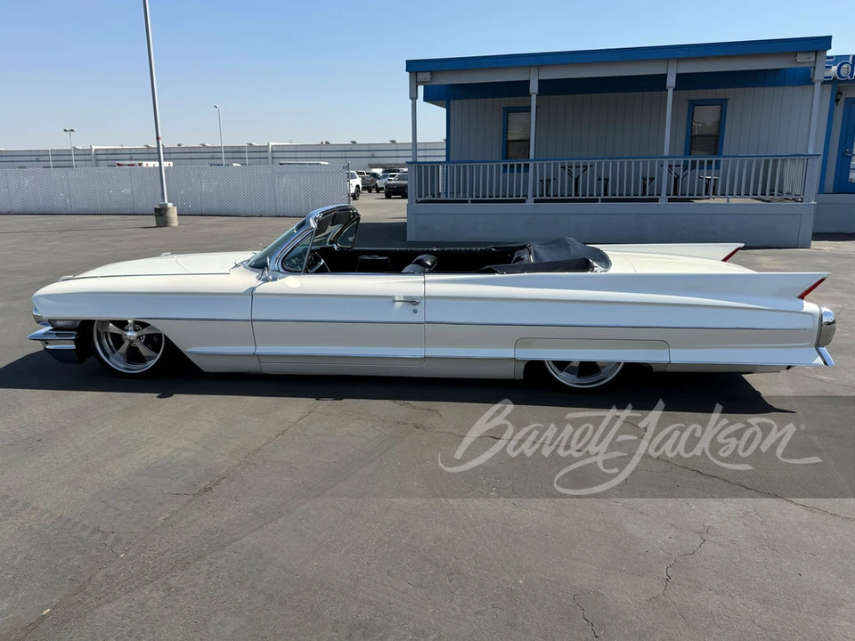 1962 Cadillac Series 62 6th Gen - Image 10 of 16