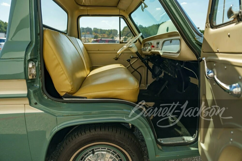 1962 Chevrolet Corvair Rampside & Loadside - Image 8 of 12