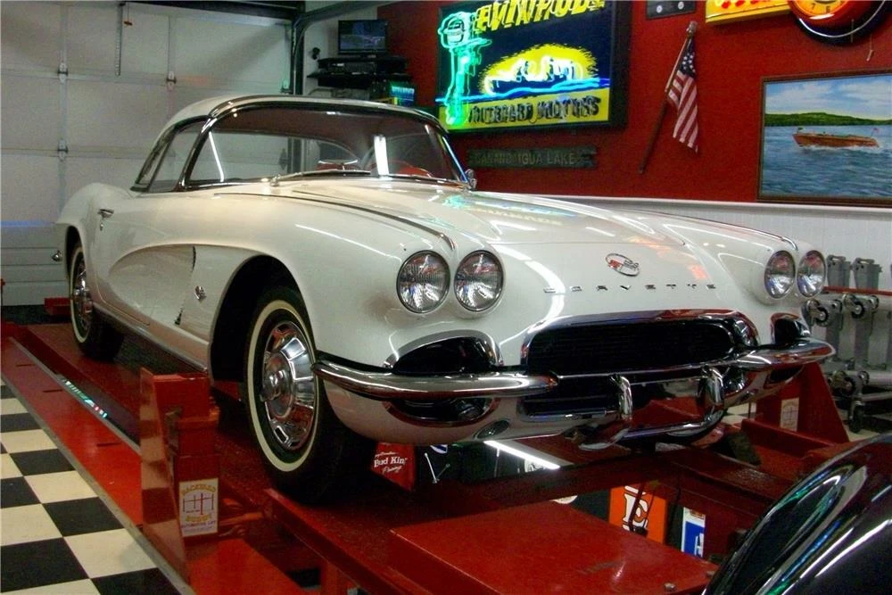 1962 Chevrolet Corvette C1 - Image 2 of 3
