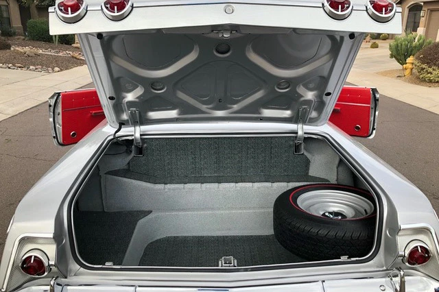 1962 Chevrolet Impala 3rd Gen - Image 11 of 12
