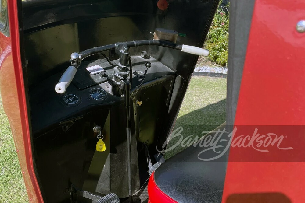 1962 Cushman - Image 2 of 8