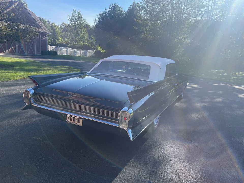 1962 Cadillac Series 62 6th Gen - Image 25 of 31