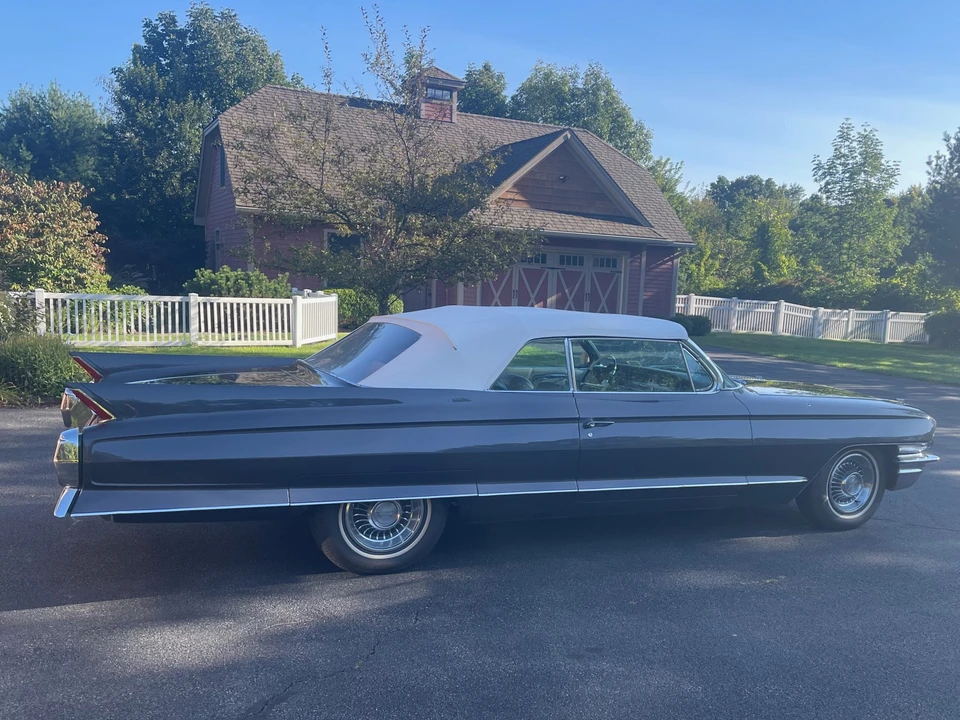 1962 Cadillac Series 62 6th Gen - Image 21 of 31