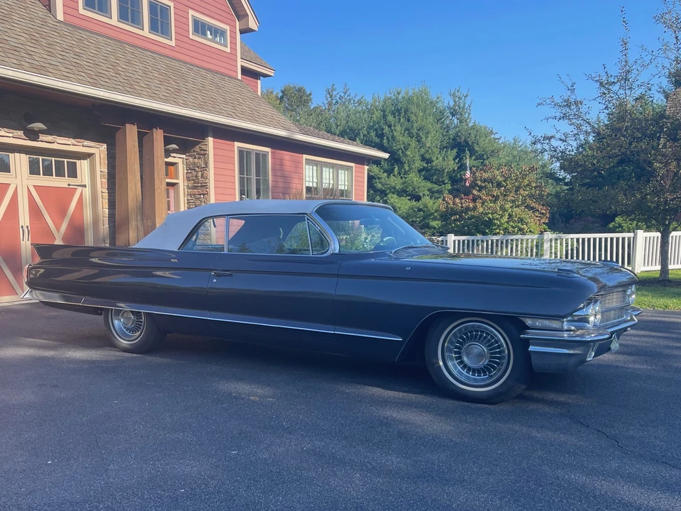 1962 Cadillac Series 62 6th Gen - Image 17 of 31