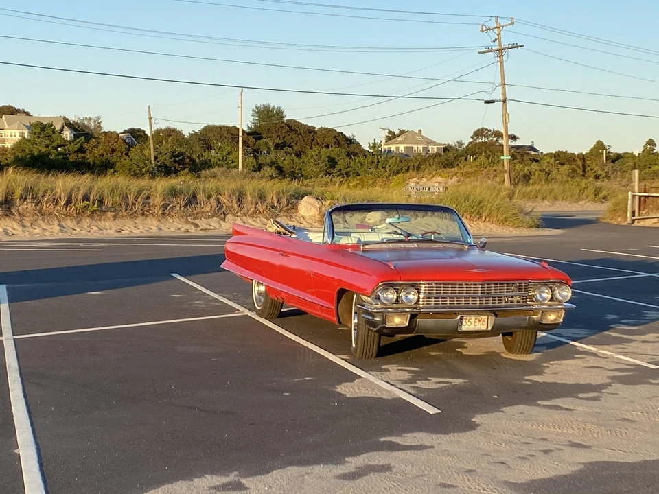1962 Cadillac Series 62 6th Gen - Image 17 of 31