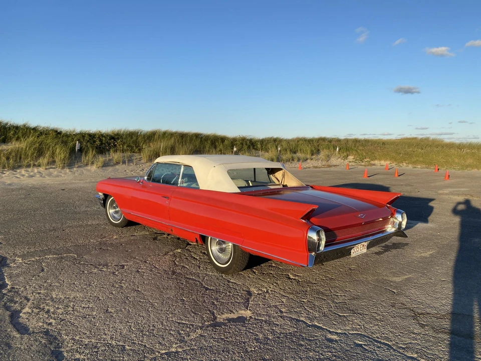 1962 Cadillac Series 62 6th Gen - Image 22 of 31