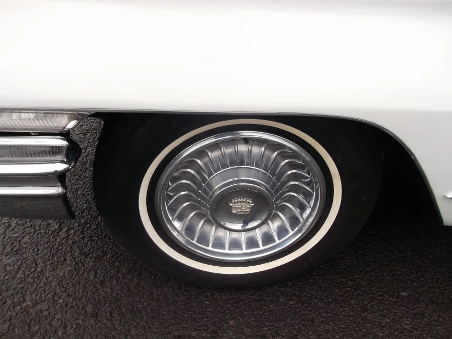 1962 Cadillac Eldorado 5th Gen - Image 9 of 12
