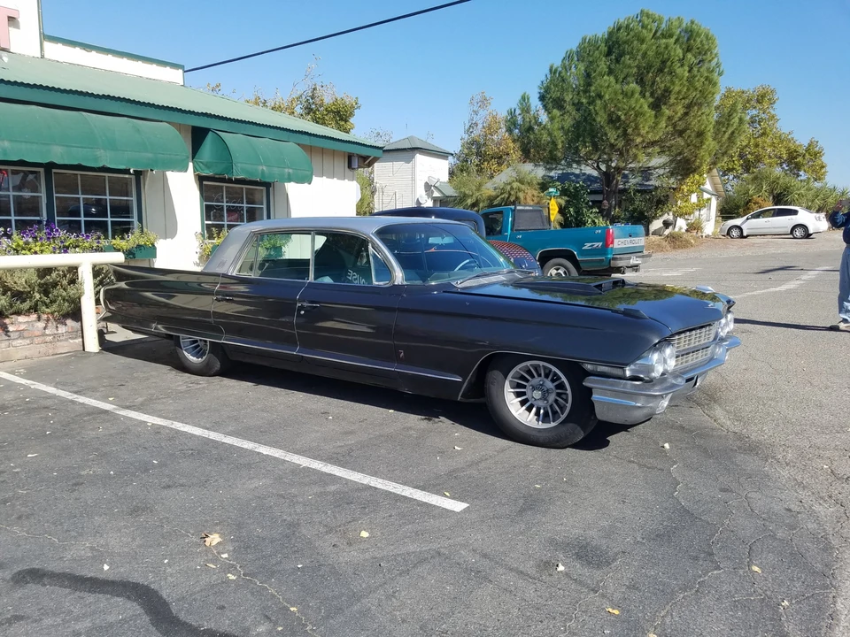 1962 Cadillac Sixty Special - Image 2 of 31