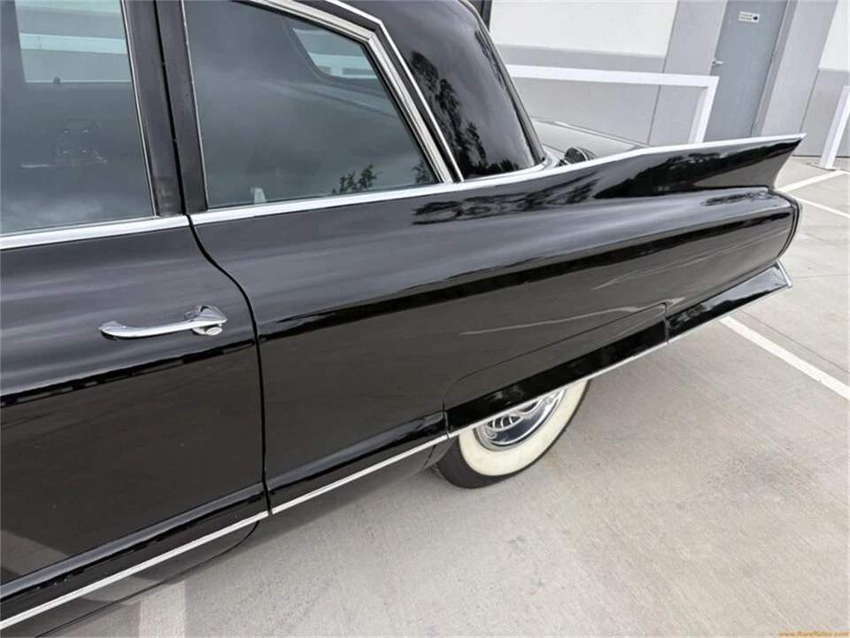 1962 Cadillac Fleetwood - Image 13 of 31