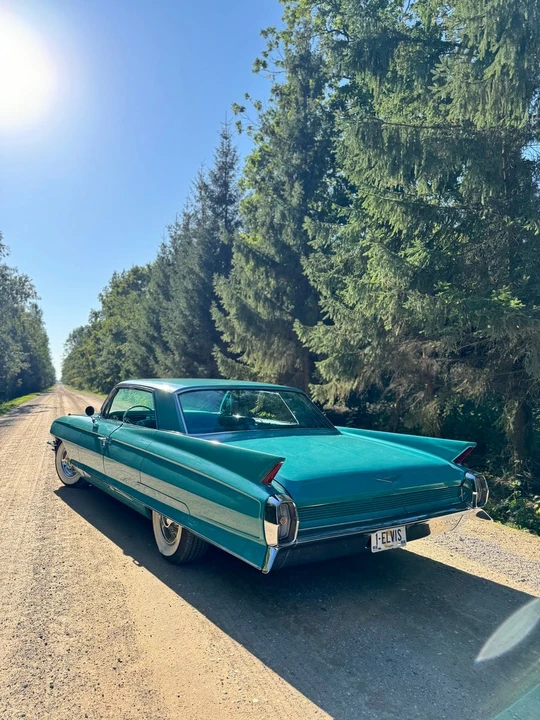 1962 Cadillac DeVille 2nd Gen - Image 15 of 26