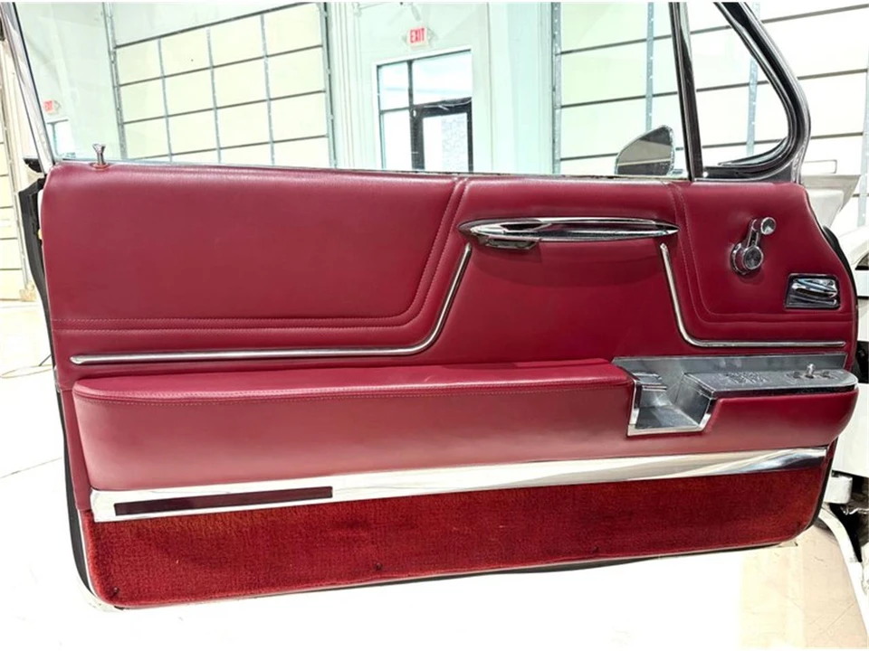 1962 Cadillac Series 62 6th Gen - Image 26 of 31
