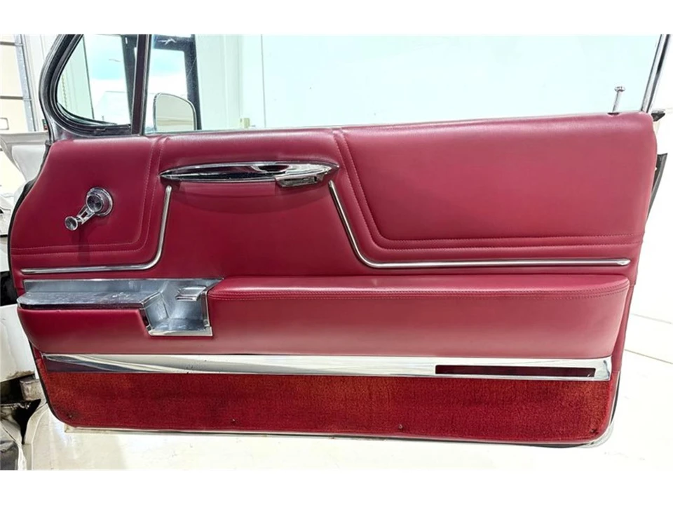 1962 Cadillac Series 62 6th Gen - Image 30 of 31