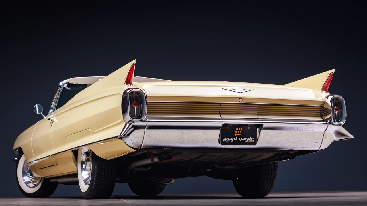 1962 Cadillac Series 62 6th Gen - Image 23 of 31