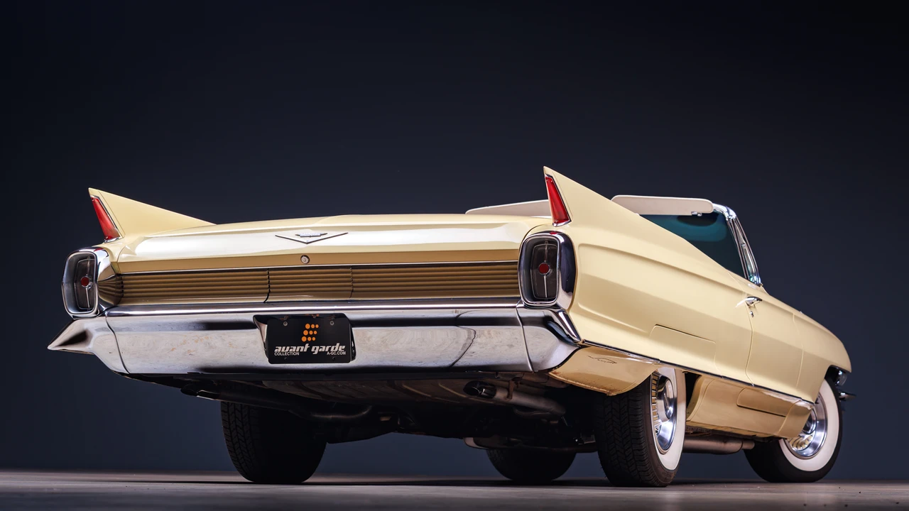 1962 Cadillac Series 62 6th Gen - Image 18 of 31
