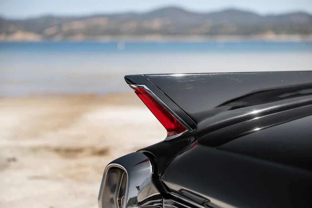 1962 Cadillac Series 62 6th Gen - Image 24 of 31