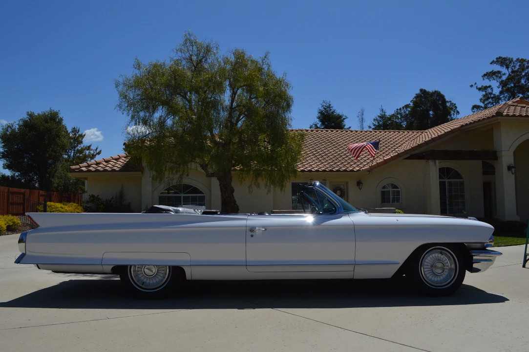 1962 Cadillac Series 62 6th Gen - Image 13 of 31