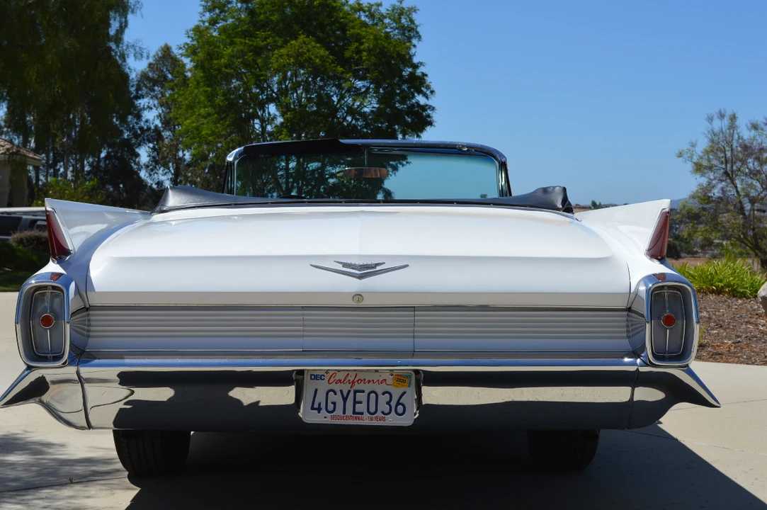 1962 Cadillac Series 62 6th Gen - Image 10 of 31