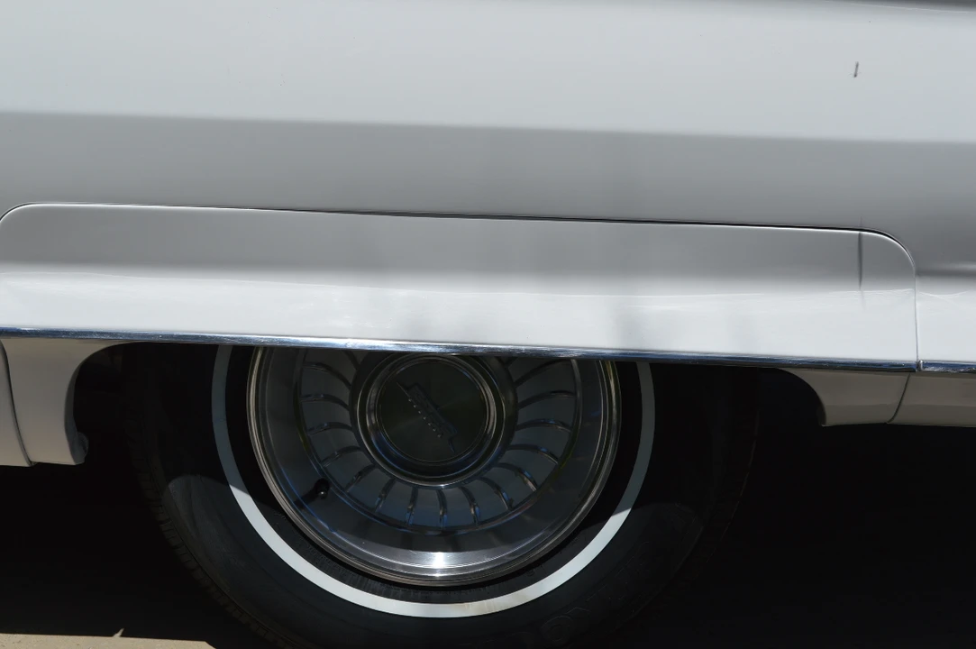 1962 Cadillac Series 62 6th Gen - Image 28 of 31