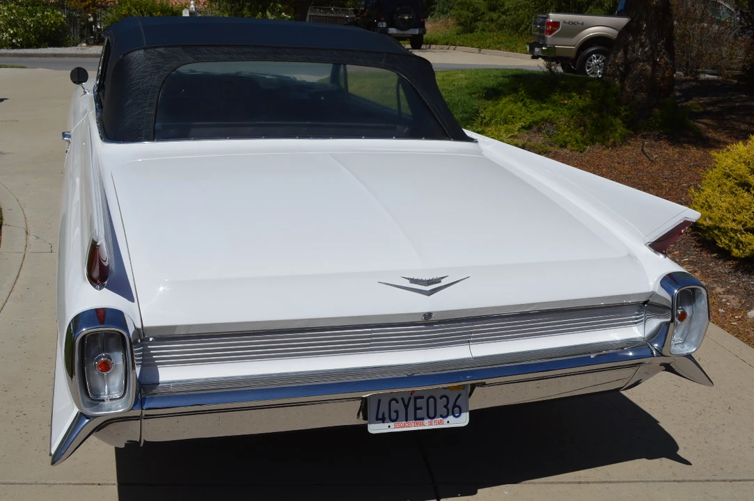 1962 Cadillac Series 62 6th Gen - Image 8 of 31
