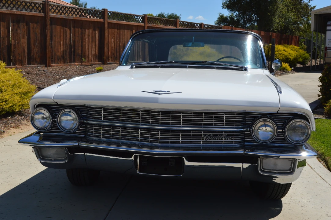 1962 Cadillac Series 62 6th Gen - Image 14 of 31