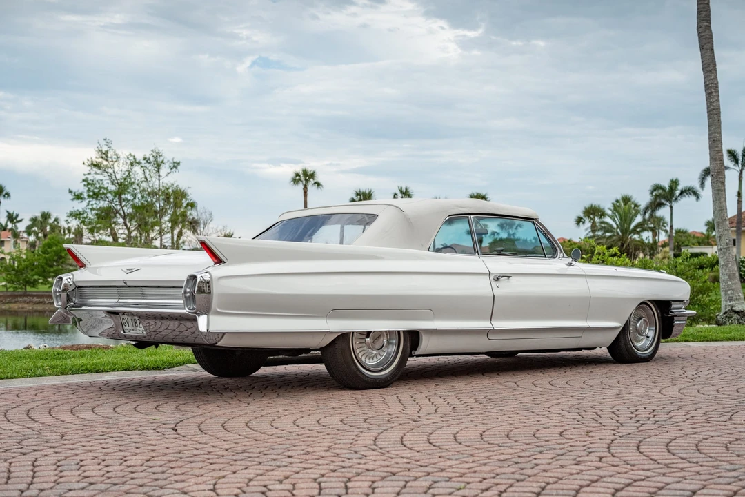 1962 Cadillac Series 62 6th Gen - Image 7 of 31