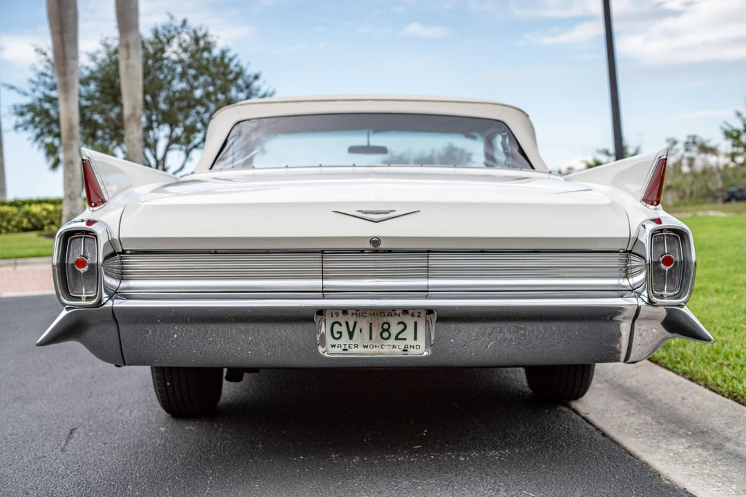 1962 Cadillac Series 62 6th Gen - Image 8 of 31