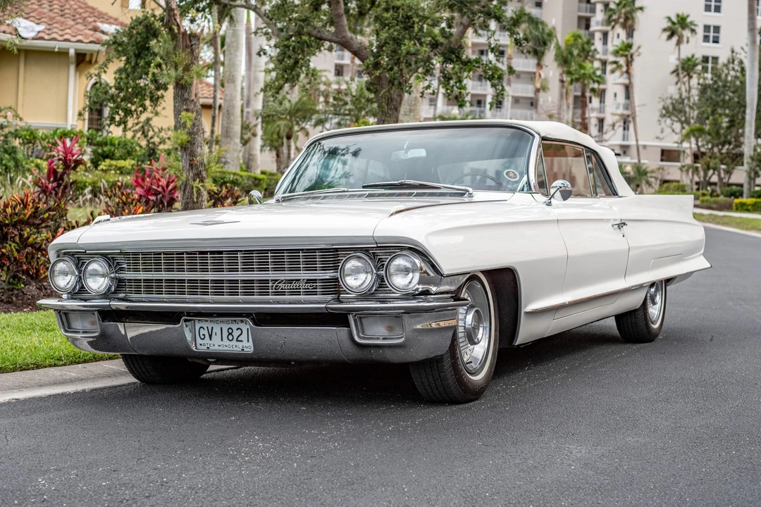 1962 Cadillac Series 62 6th Gen - Image 2 of 31