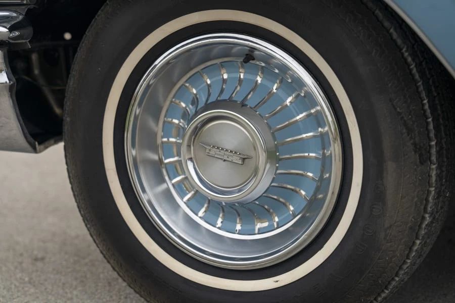 1962 Cadillac Series 62 6th Gen - Image 16 of 31