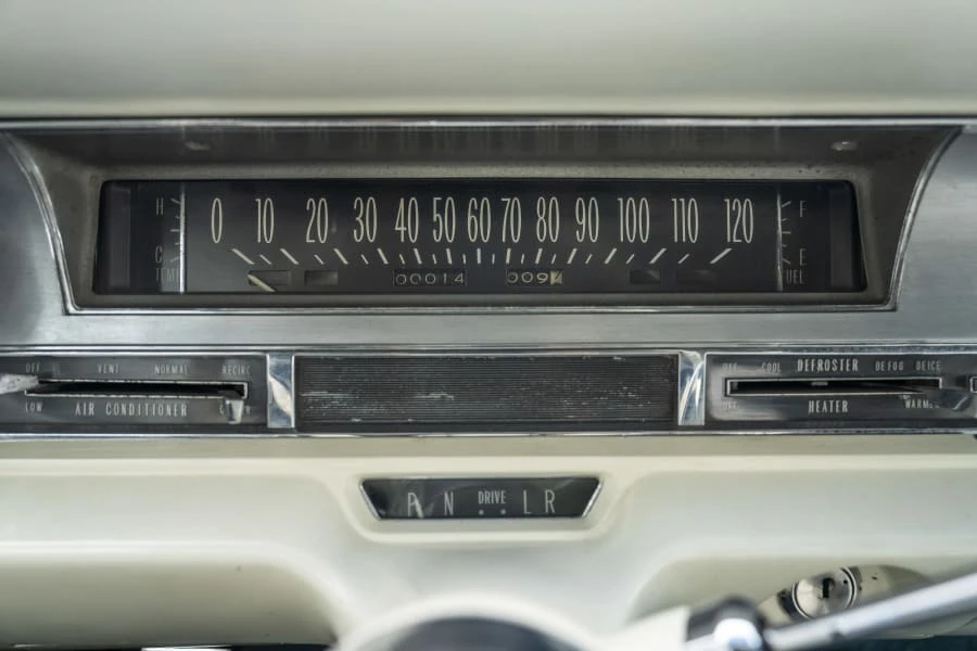 1962 Cadillac Series 62 6th Gen - Image 28 of 31