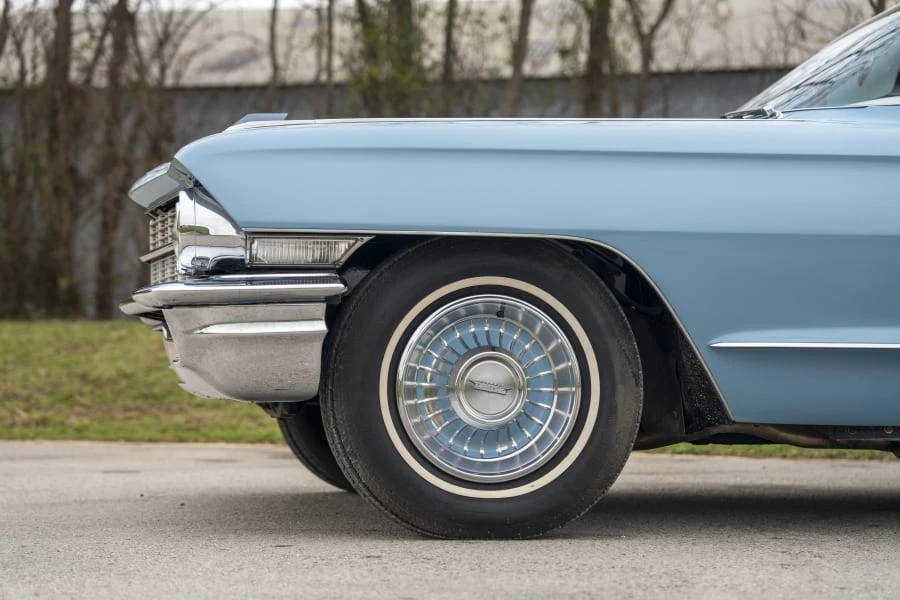 1962 Cadillac Series 62 6th Gen - Image 19 of 31