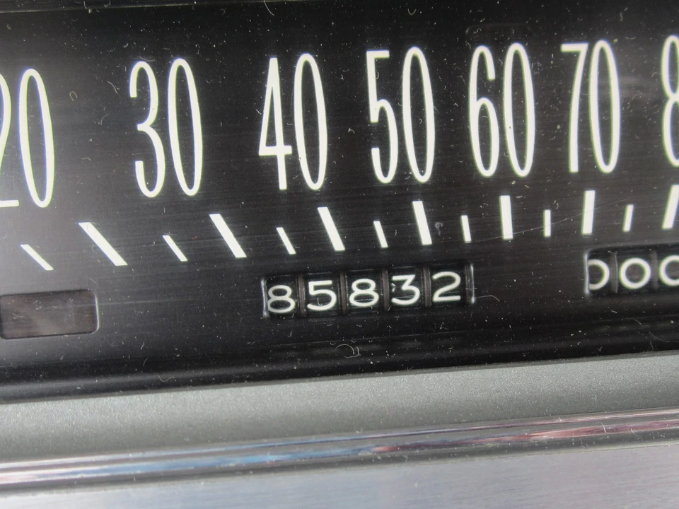 1962 Cadillac Series 62 6th Gen - Image 22 of 31