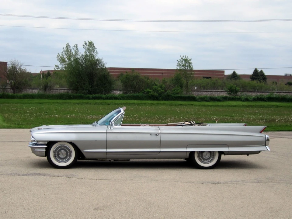 1962 Cadillac Series 62 6th Gen - Image 15 of 31