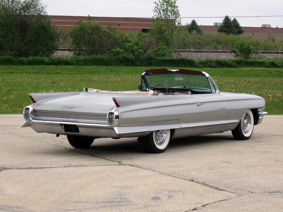 1962 Cadillac Series 62 6th Gen - Image 9 of 31