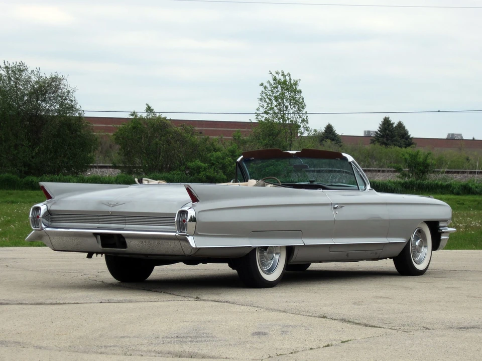 1962 Cadillac Series 62 6th Gen - Image 10 of 31