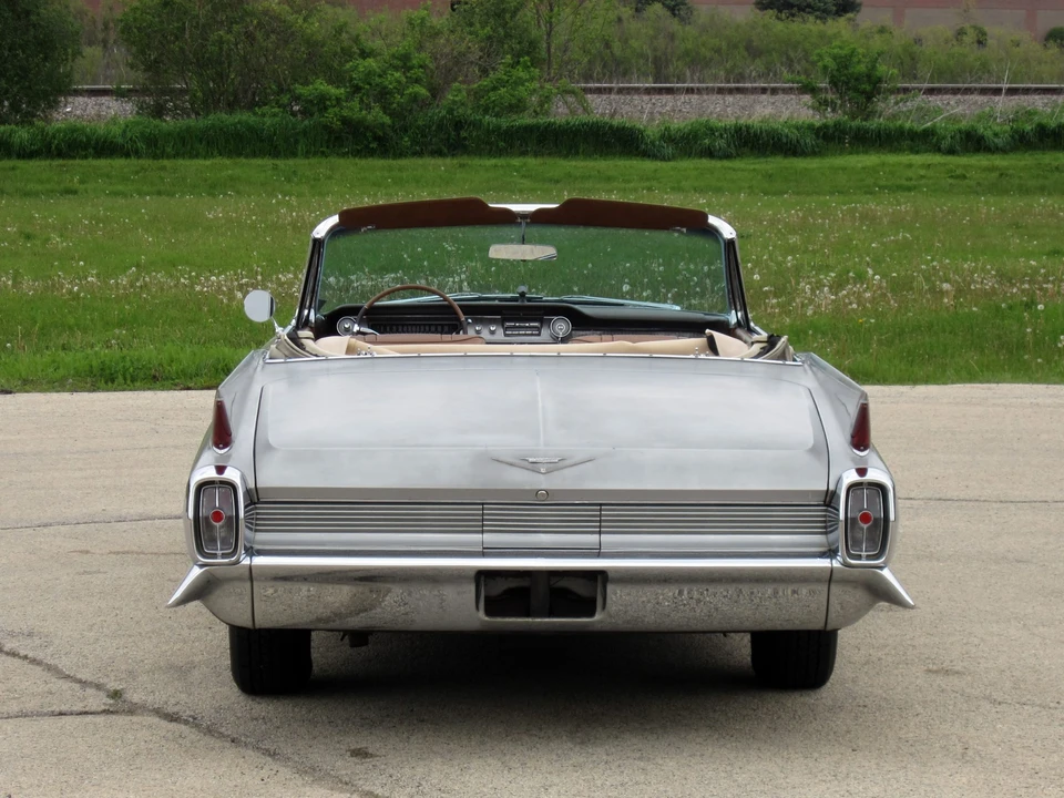 1962 Cadillac Series 62 6th Gen - Image 11 of 31