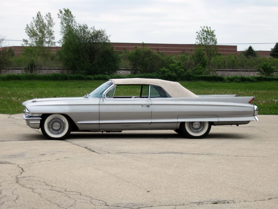 1962 Cadillac Series 62 6th Gen - Image 16 of 31