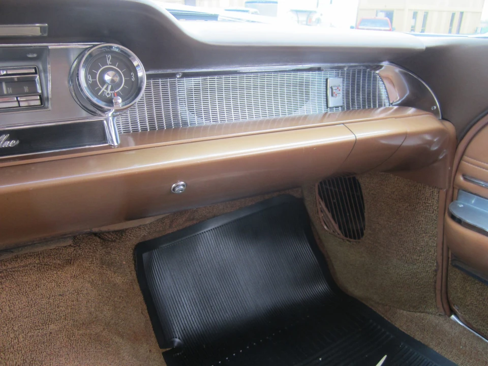 1962 Cadillac Series 62 6th Gen - Image 27 of 31