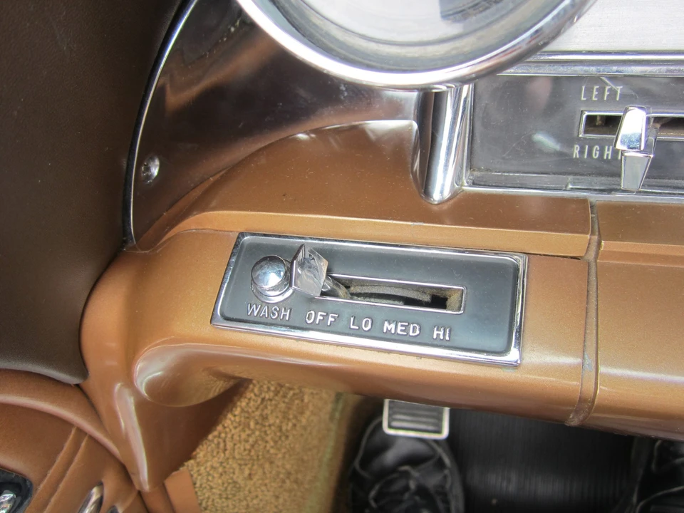 1962 Cadillac Series 62 6th Gen - Image 24 of 31