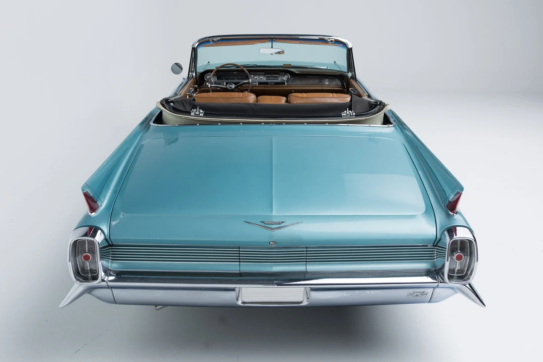 1962 Cadillac Series 62 6th Gen - Image 15 of 31