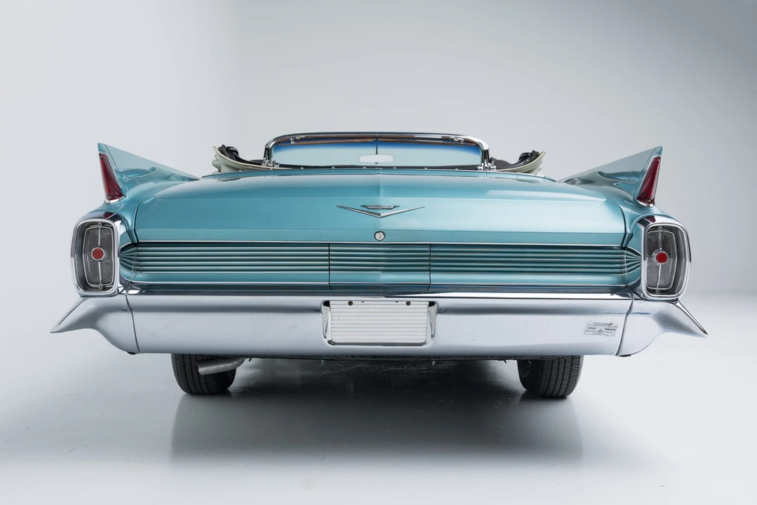 1962 Cadillac Series 62 6th Gen - Image 16 of 31