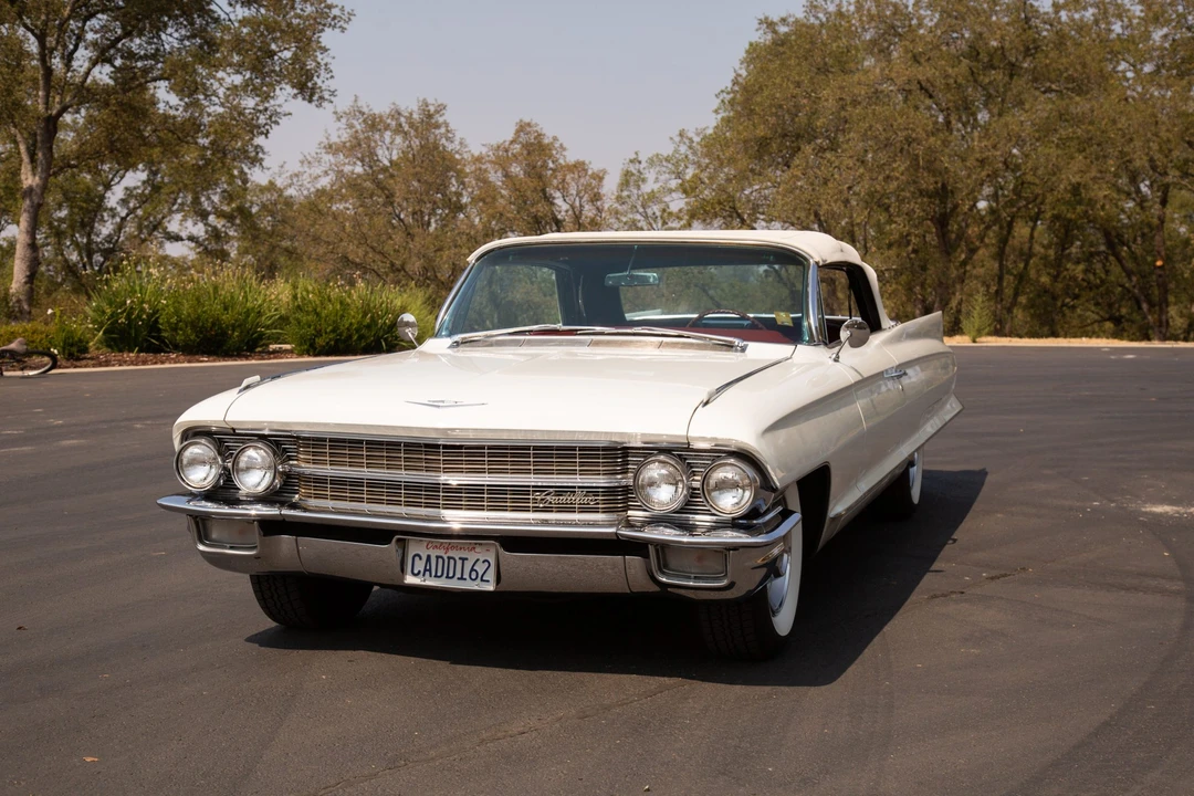 1962 Cadillac Series 62 6th Gen - Image 2 of 31