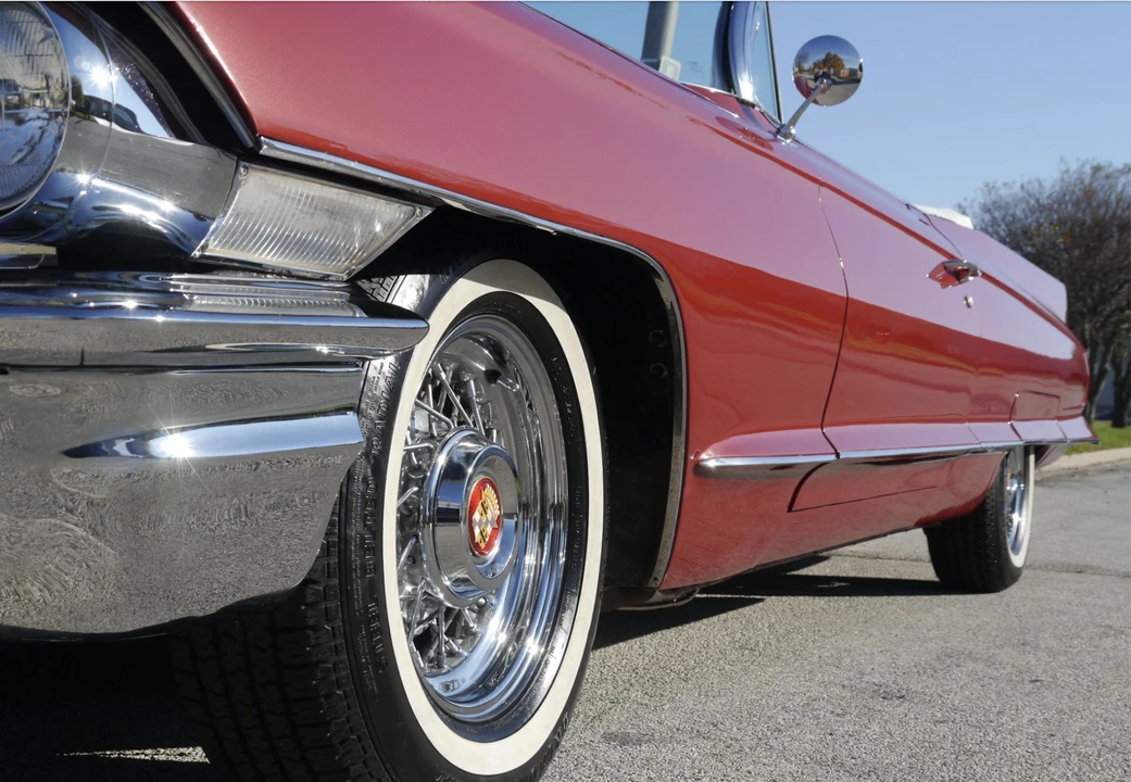 1962 Cadillac Series 62 6th Gen - Image 15 of 31