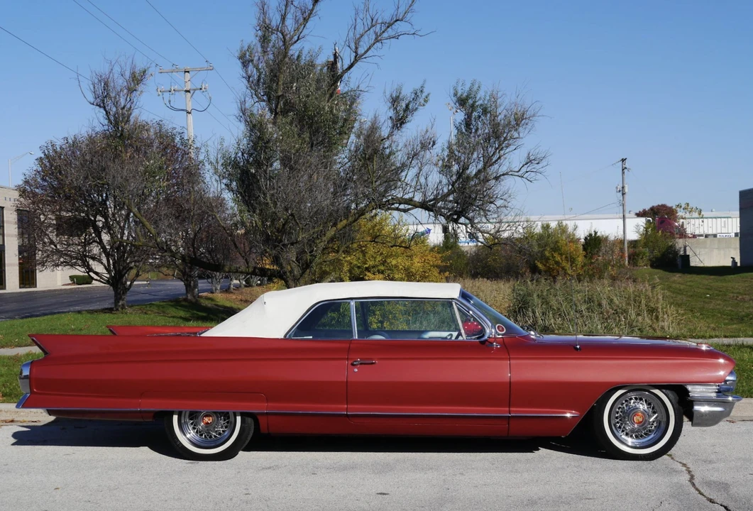 1962 Cadillac Series 62 6th Gen - Image 10 of 31