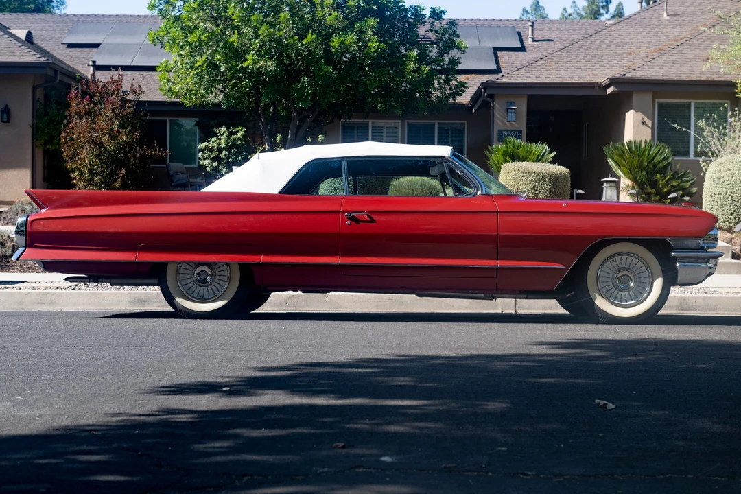 1962 Cadillac Series 62 6th Gen - Image 5 of 31