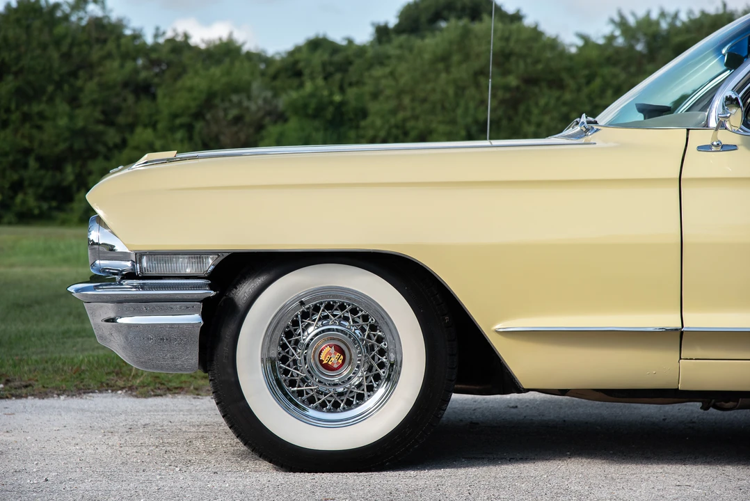 1962 Cadillac Series 62 6th Gen - Image 27 of 31