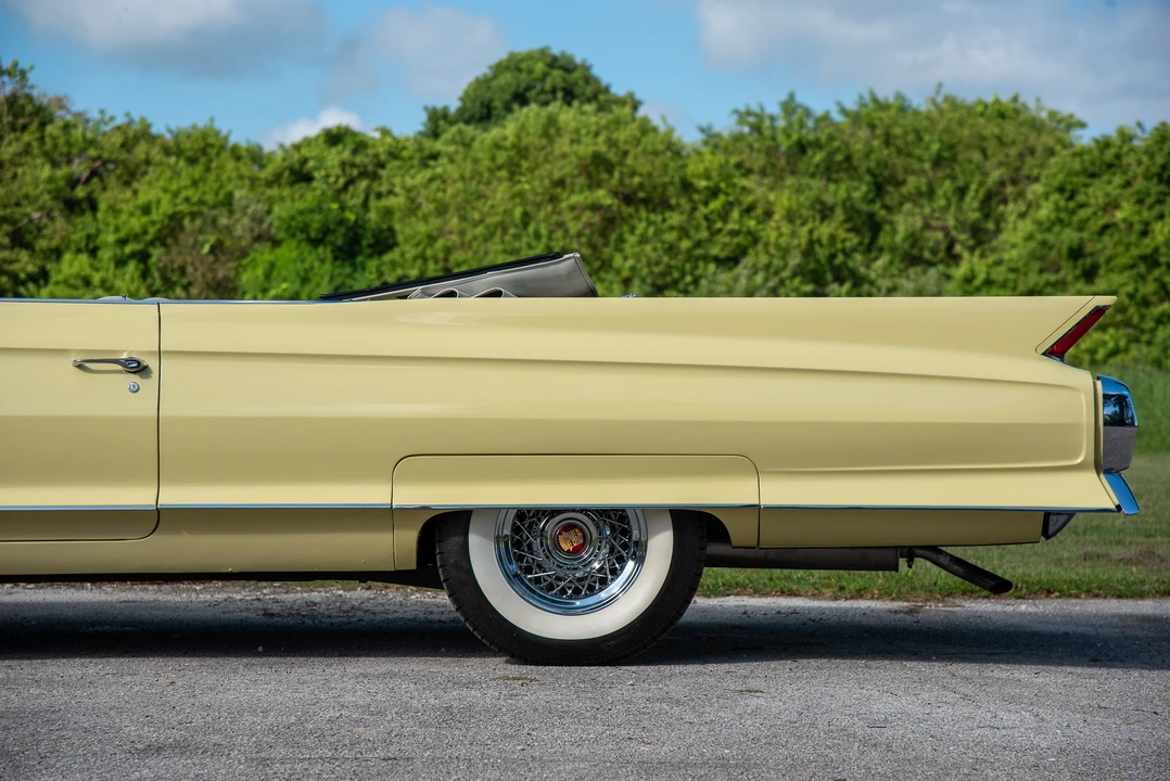 1962 Cadillac Series 62 6th Gen - Image 28 of 31