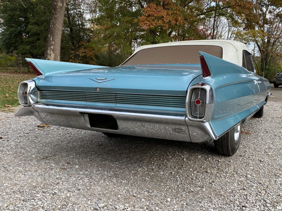 1962 Cadillac Series 62 6th Gen - Image 15 of 31