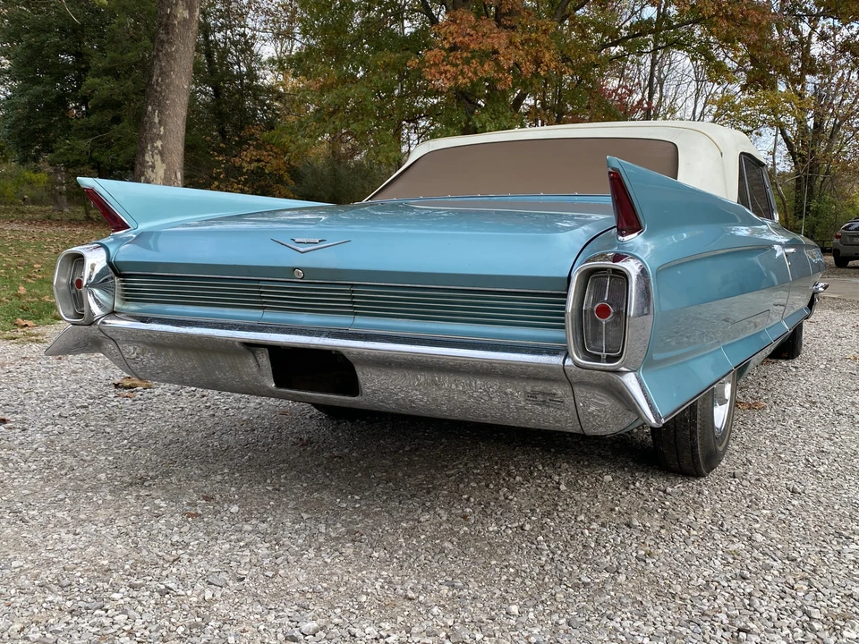 1962 Cadillac Series 62 6th Gen - Image 13 of 31