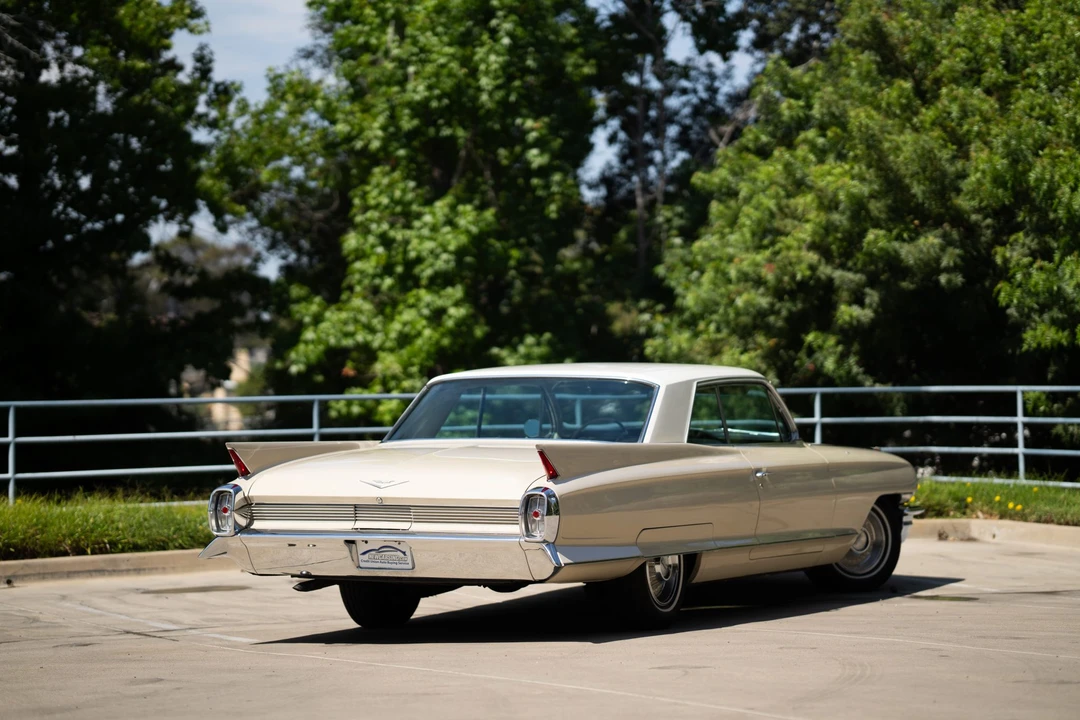 1962 Cadillac Series 62 6th Gen - Image 6 of 31